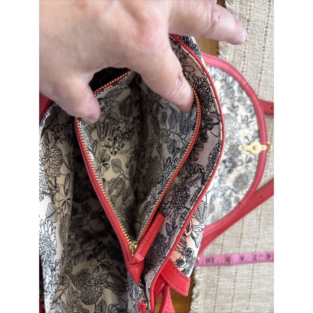 Vera Bradley Leather Carson Saddle Crossbody Bag Canyon Sunset Red Resort Cruise - Picture 10 of 16